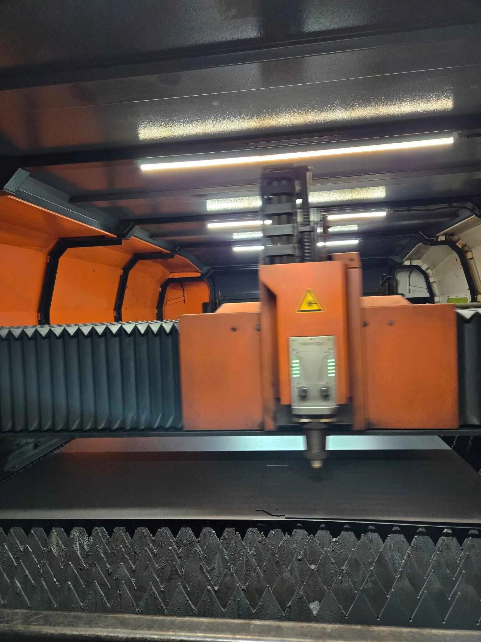 cnc laser cutting
